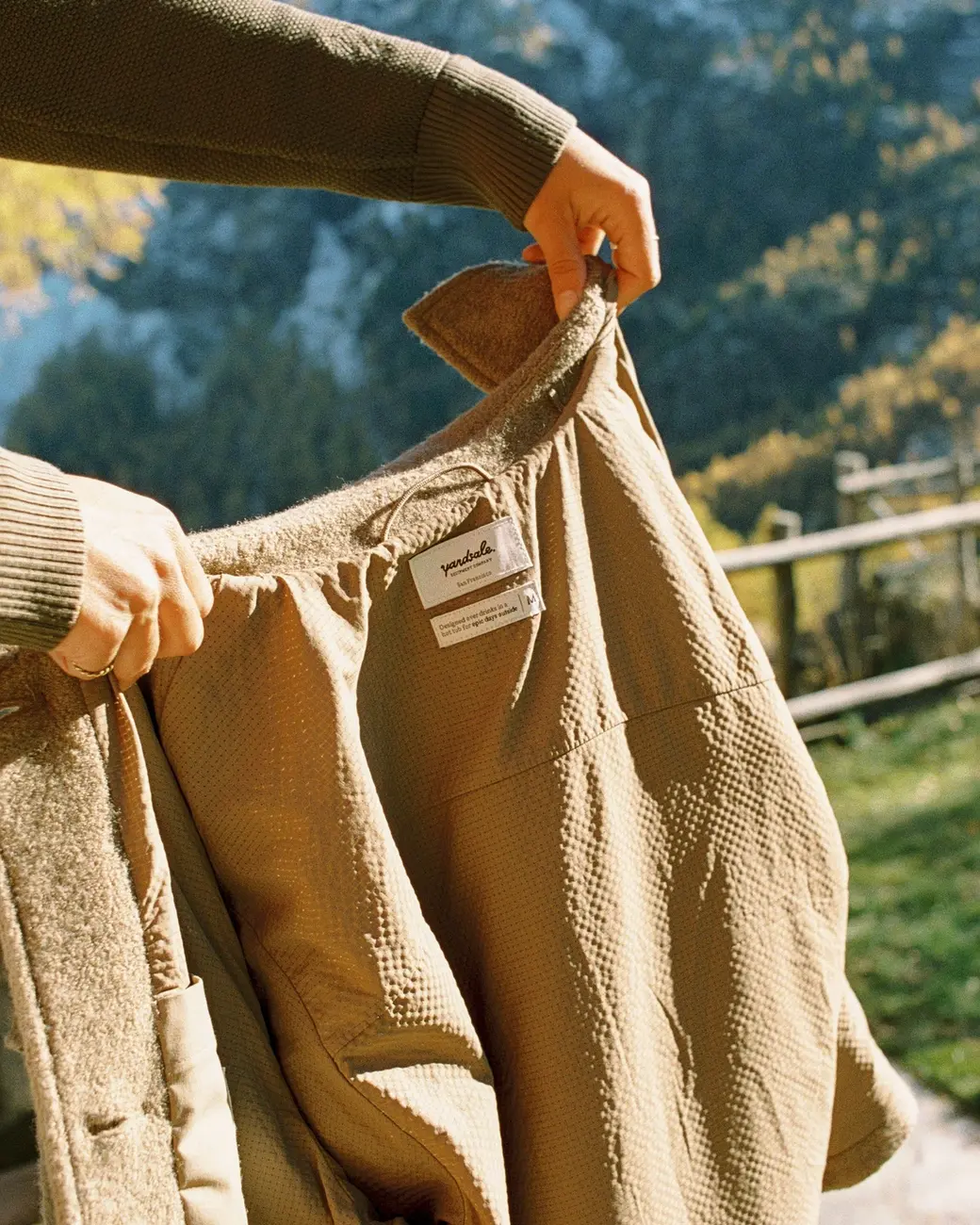 An image of the internal fabric of the Sport Coat