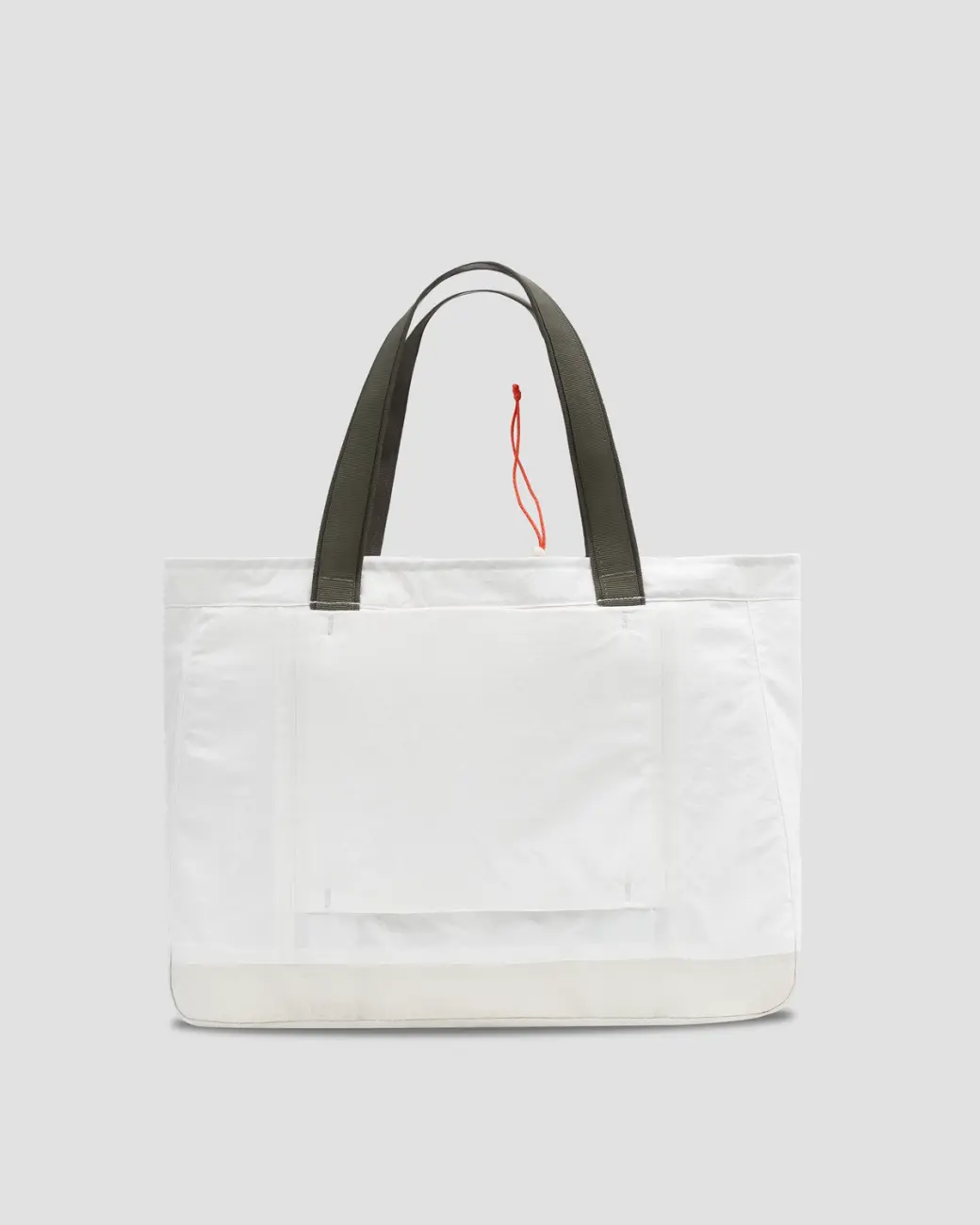 An image of 20L Day Bag Marshmallow from the back